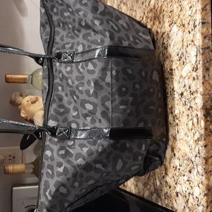Bath and beyond. Tote